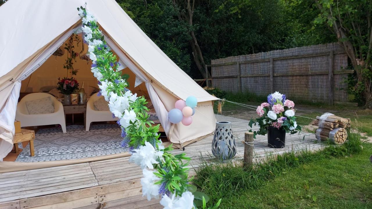 Hopgarden Glamping - Luxury 6M Bell Tent Wadhurst エクステリア 写真