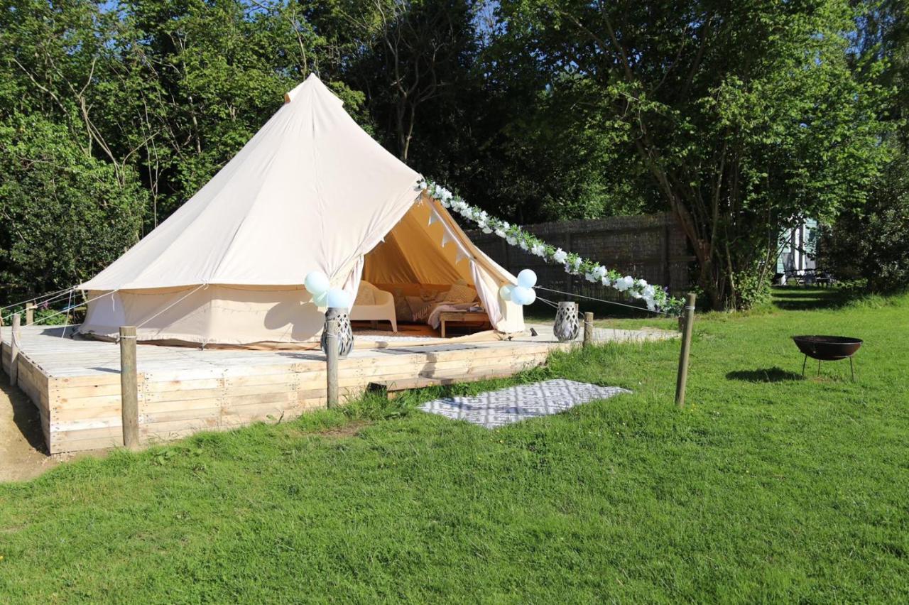 Hopgarden Glamping - Luxury 6M Bell Tent Wadhurst エクステリア 写真