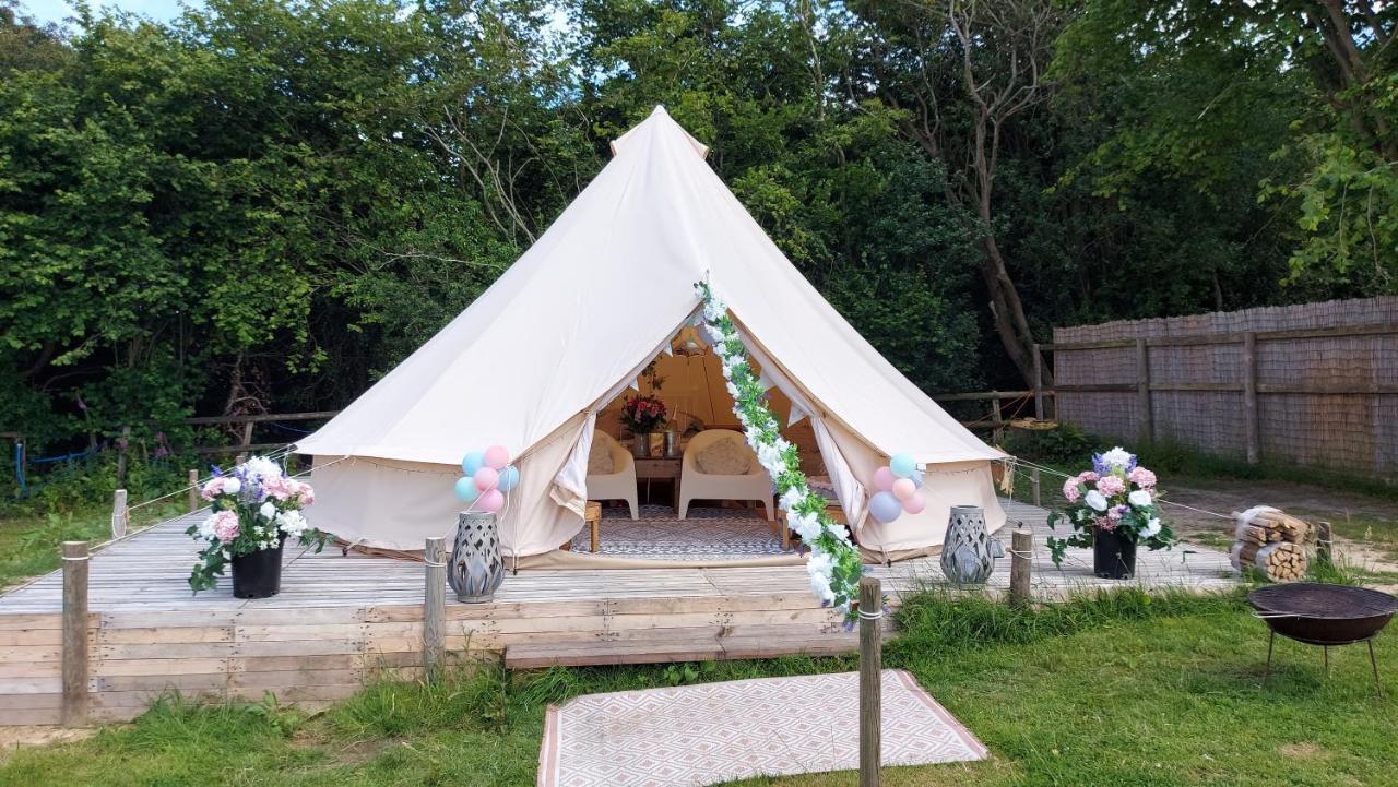 Hopgarden Glamping - Luxury 6M Bell Tent Wadhurst エクステリア 写真