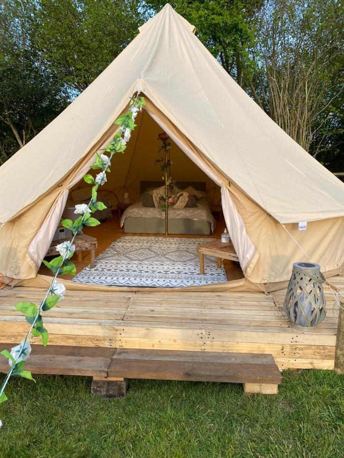 Hopgarden Glamping - Luxury 6M Bell Tent Wadhurst エクステリア 写真